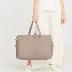 Cuyana Triple Zipper Overnight Pebbled Leather - Stone